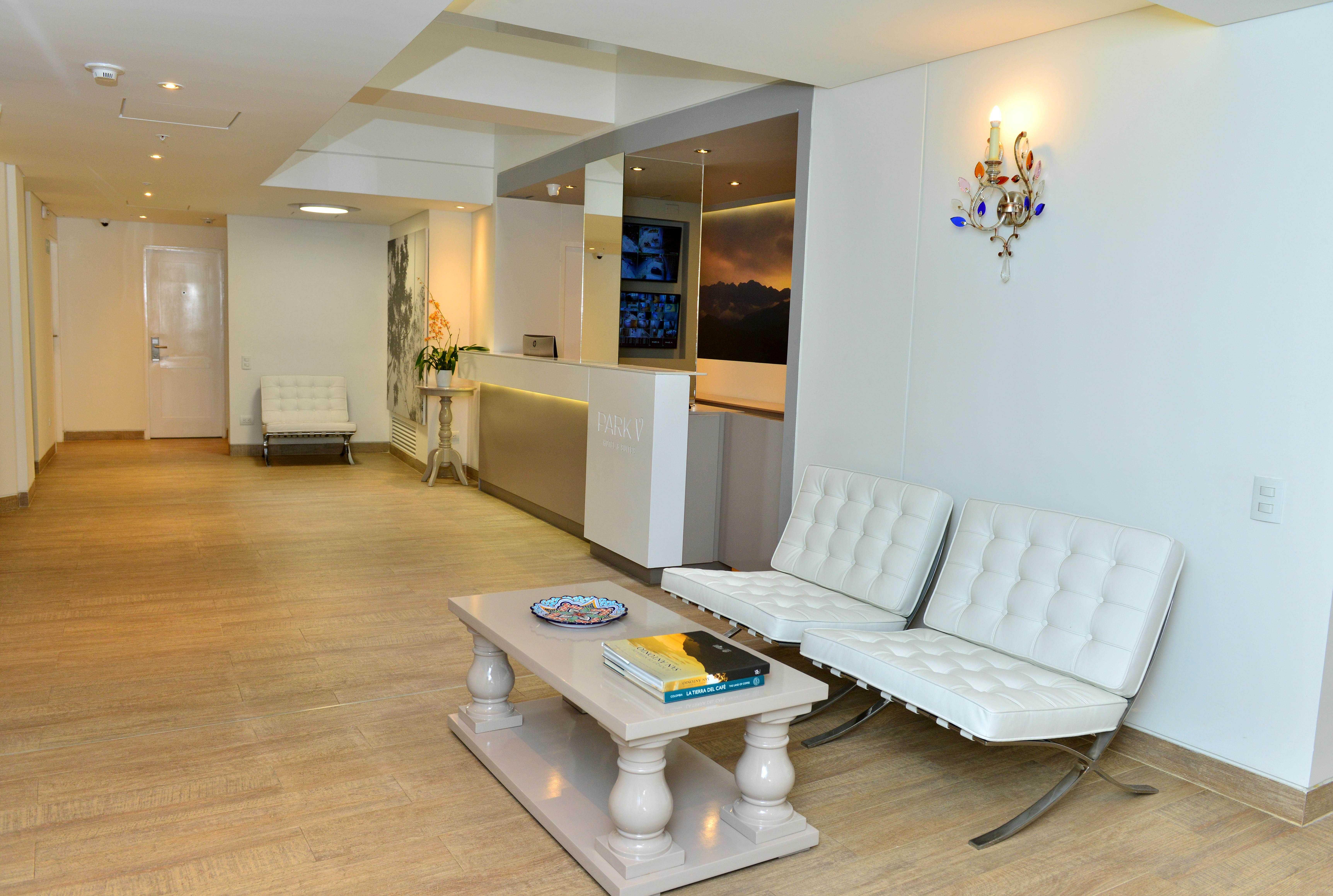 Park V Hotel & Suites Cali Ngoại thất bức ảnh