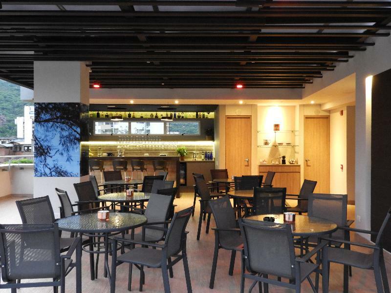 Park V Hotel & Suites Cali Ngoại thất bức ảnh