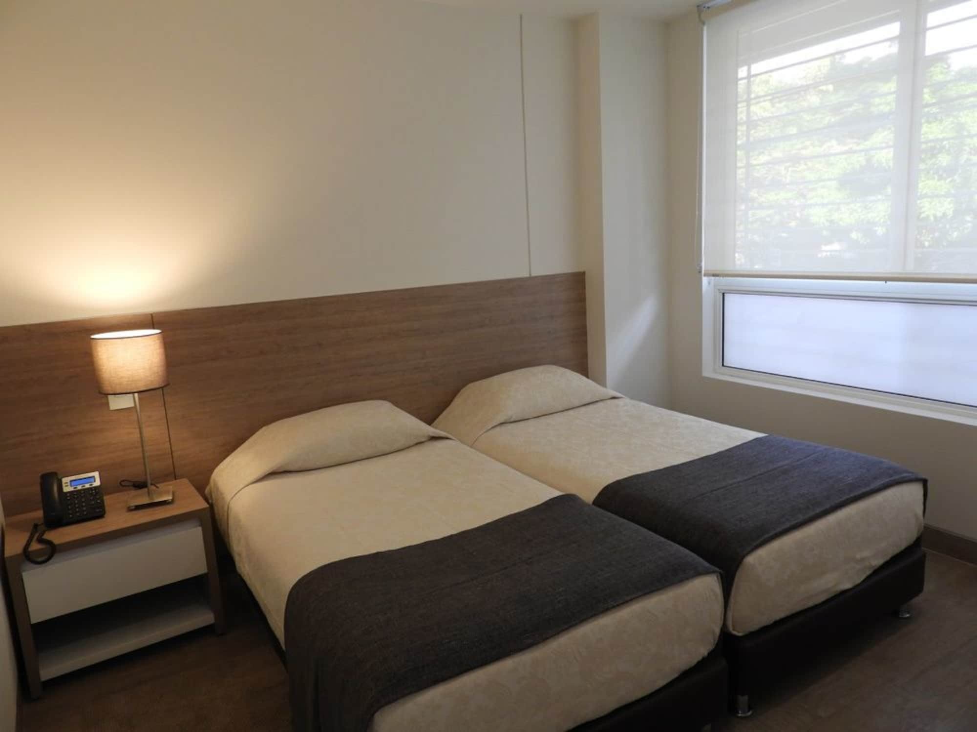 Park V Hotel & Suites Cali Ngoại thất bức ảnh